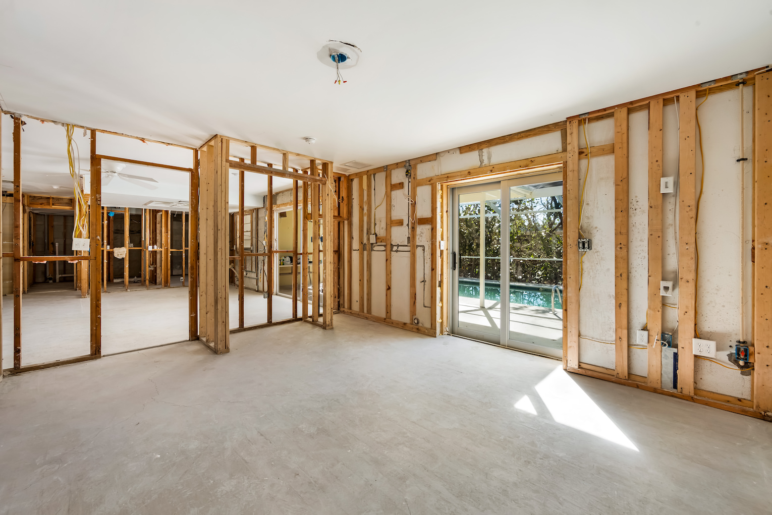 1125 Captains Walk St