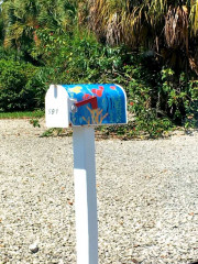 sanibel-mailboxes-11